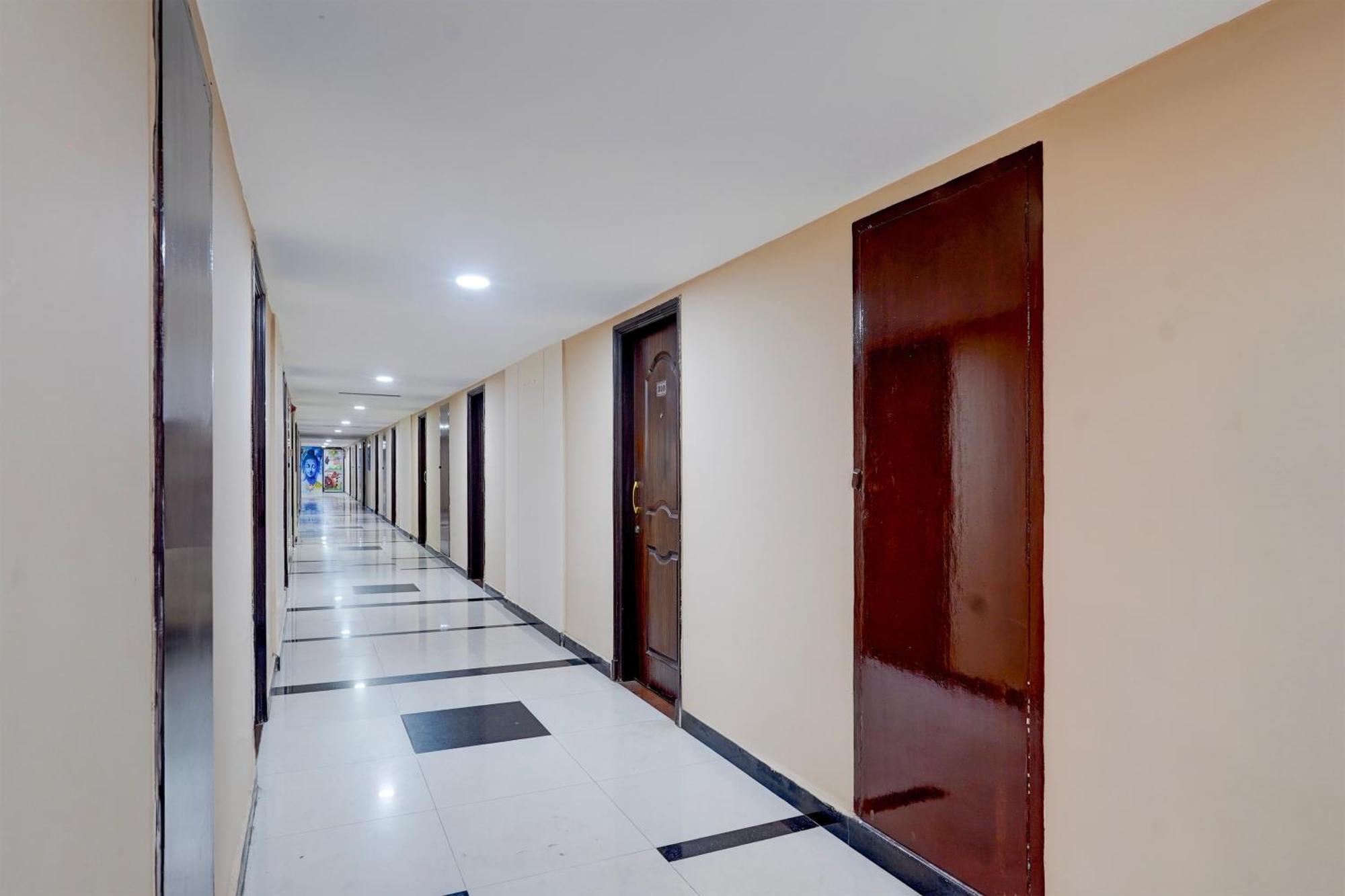 Super Townhouse Koyambedu होटल Chennai